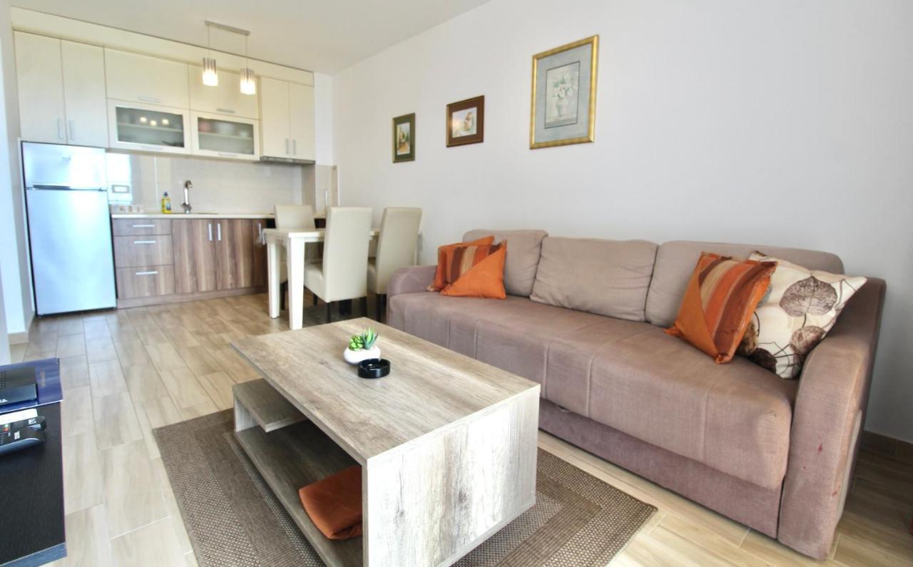 1Bd Sea View Apts Veliki Pjesak "Hajrudin" Добра-Вода Экстерьер фото